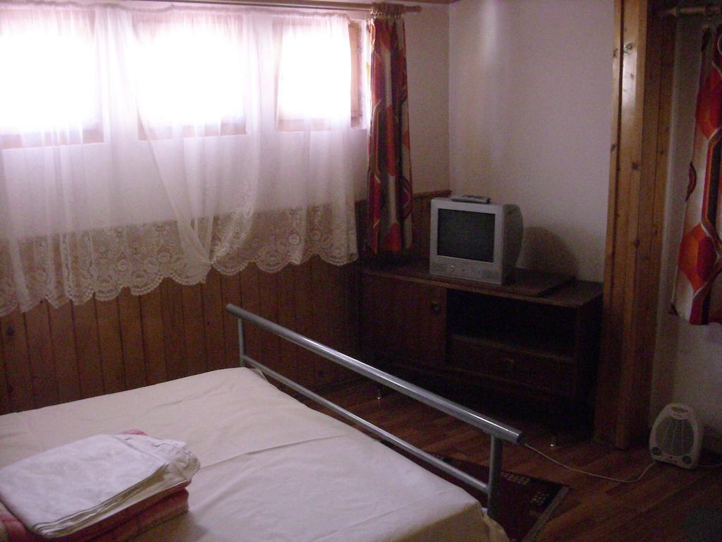 Buşteni 布什泰尼蒙坦旅馆酒店 客房 照片